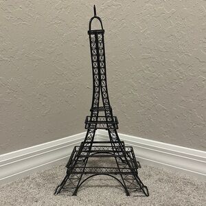 Black Eiffel Tower Wire Sculpture